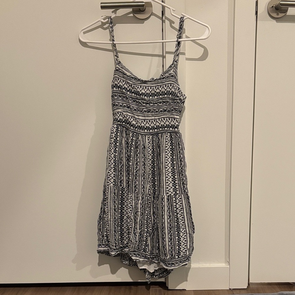 Main Strip Monochrome Patterned Dress